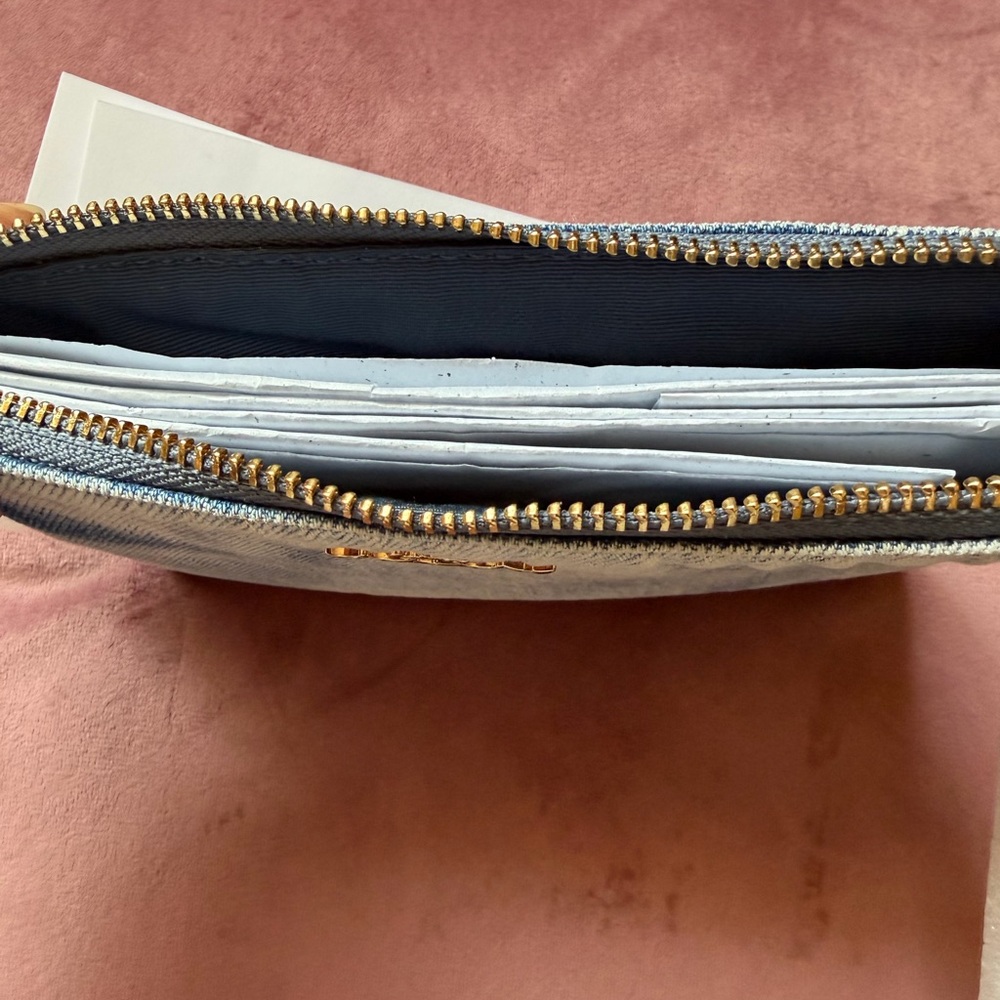 Coach Corner Zip Wristlet In Loved Denim  with Charms - Picture 4 of 4